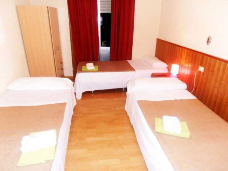 מדריד Hostal Numancia מראה חיצוני תמונה